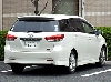 ミニバンとセダンの間のちょうどいい車